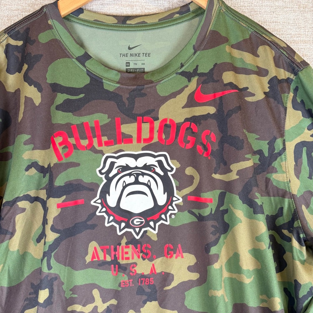 Nike GA Bulldogs Dri-Fit Military Appreciation Long Sleeve Camo T-Shirt Mens XXL